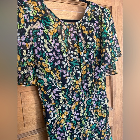 ASTR Dress - Picture 2 of 4